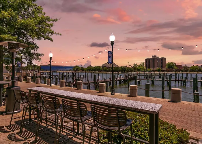 The Landing At Hampton Marina, Tapestry Collection By Hilton